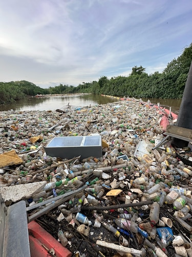Proyecto Siete Cuencas ampliará la captura de residuos en los ríos que desembocan en la bahía de Panamá