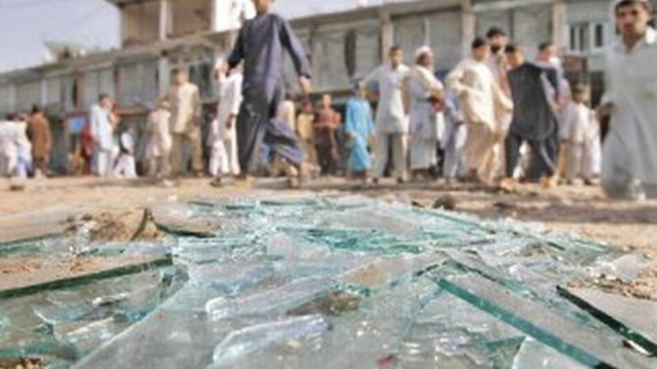 Ataque suicida deja 21 muertos en Afganistán