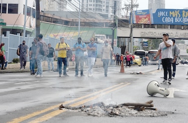 Incertidumbre, caos, huelga, protesta, y un acuerdo roto