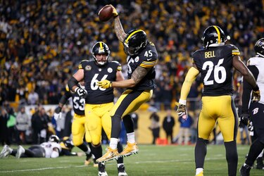 El avión de los Steelers realiza un aterrizaje de emergencia