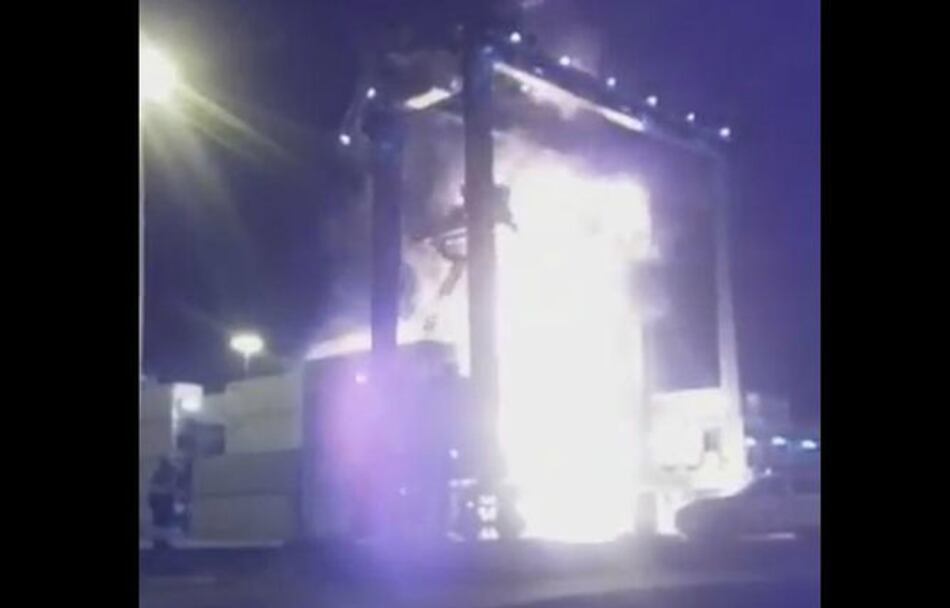 Video: Incendio en Panamá Ports Colón deja varios contenedores dañados
