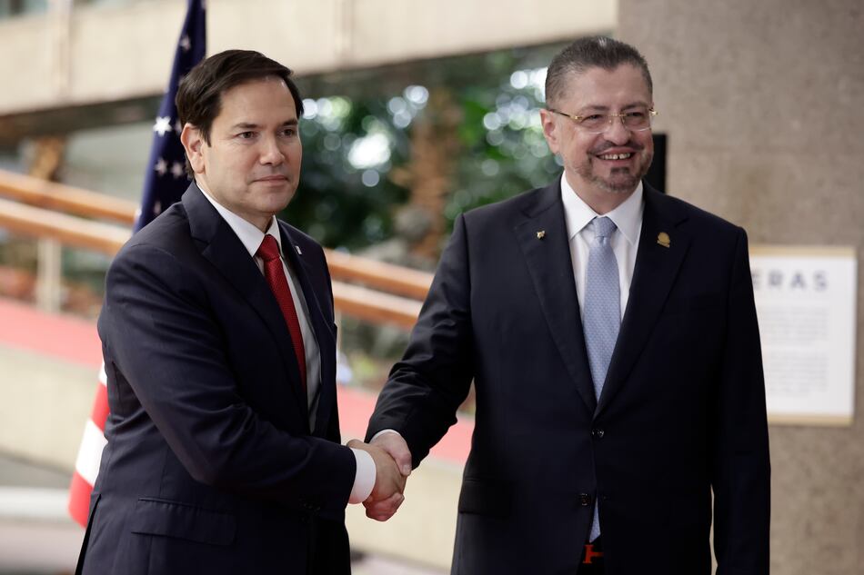Rubio llega a Costa Rica para hablar con Chaves sobre migración, seguridad y comercio