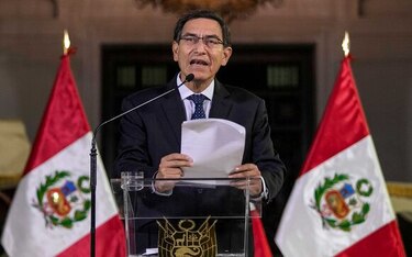Perú: Martín Vizcarra se afianza ante renuncia de la vicepresidenta Aráoz