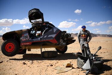 Al Attiyah y Sanders ganan también en la primera etapa del Dakar