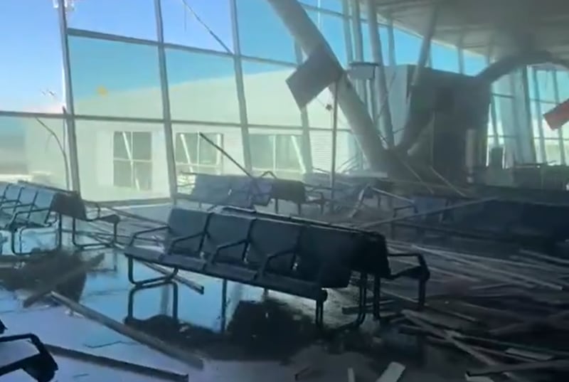 Terremoto en Colombia afecta a varios aeropuertos y pone en alerta rutas desde Panamá