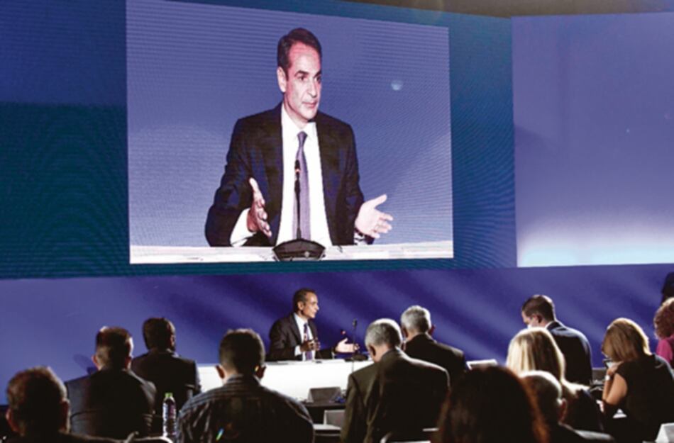 Grecia promete bajar impuestos y mejorar PIB