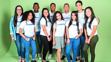 Jóvenes talentosos y con propósitos