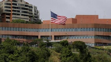 Venezuela asegura que pidió la salida de diplomáticos de Estados Unidos