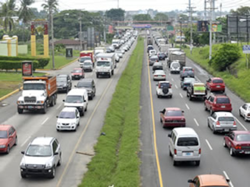 Habilitan nuevos semáforos en vía José Agustín Arango