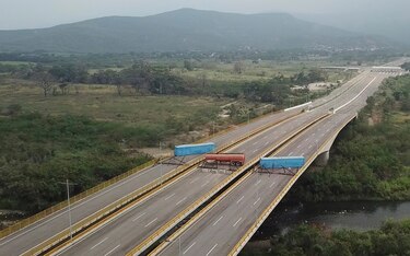 Maduro asegura que impedirá el 'show' de la ayuda humanitaria