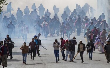 Violentas protestas contra proyecto de ley de la coca en Bolivia