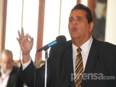 Gálvez afirma que insistirá en la reelección presidencial