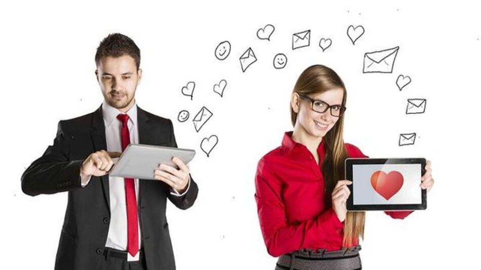 Los hombres buscan más citas amorosas en internet; las mujeres, calidad