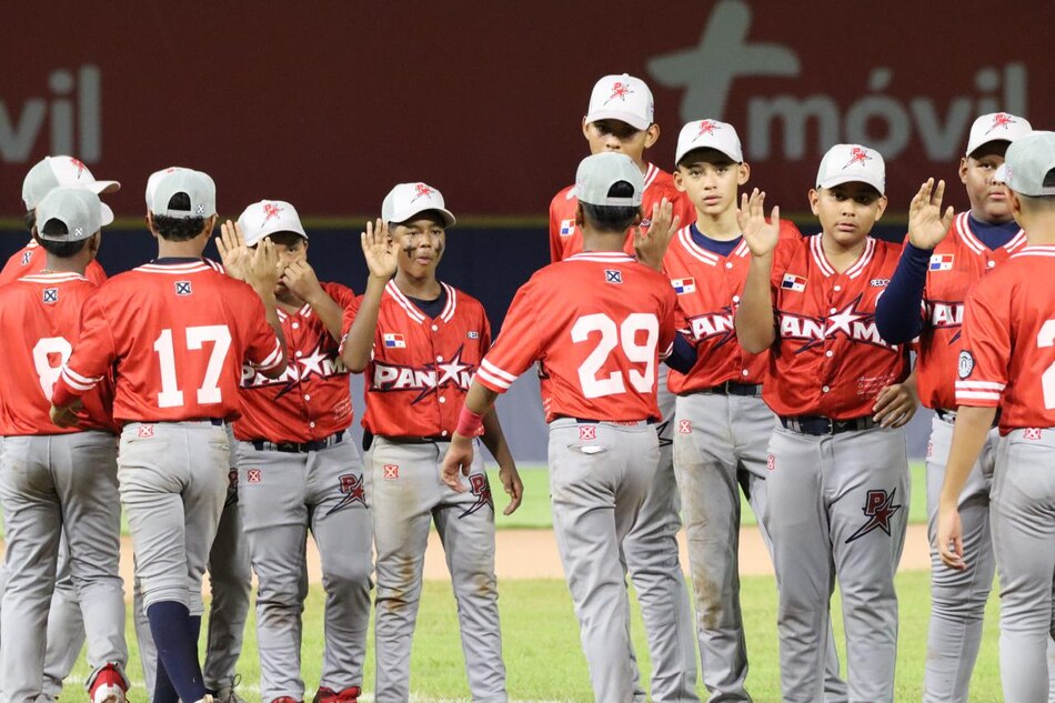 Panamá cae ante República Dominicana en un dramático episodio extra en el Panamericano U12