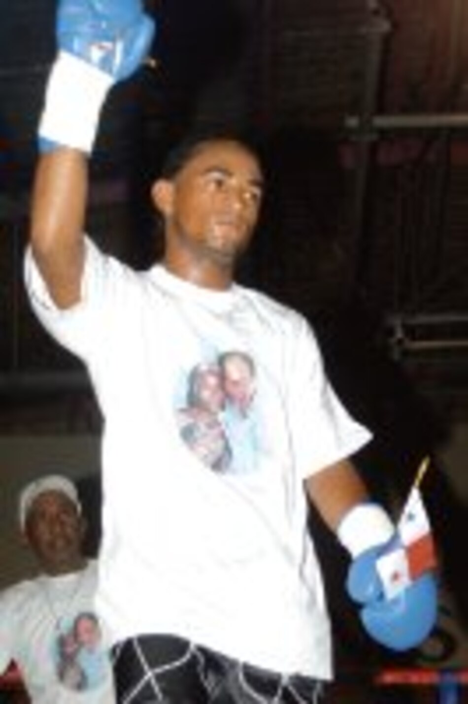 Roberto Vásquez viajó en el peso a Francia