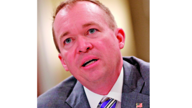 Defienden recortes a programas sociales