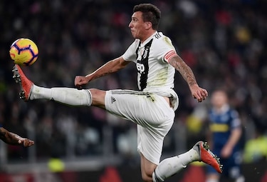 Juventus y Manchester United avanzan en la Champions