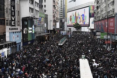 Luces y protestas abrieron la nueva década