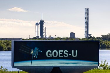 Despega con éxito desde Florida un cohete con el nuevo satélite meteorológico GOES-U