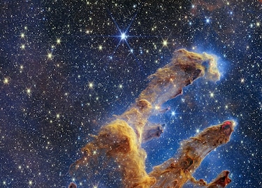 El telescopio James Webb permite ver Los Pilares de la Creación llenos de estrellas
