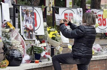 El cadáver de Simoncelli llegó a Italia