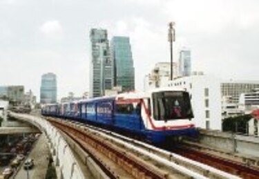 Bancos centrales de Asia vuelven a intervenir