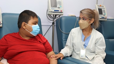 Enfermera del Hospital del Niño, entre las 10 finalistas del premio global Aster Guardian
