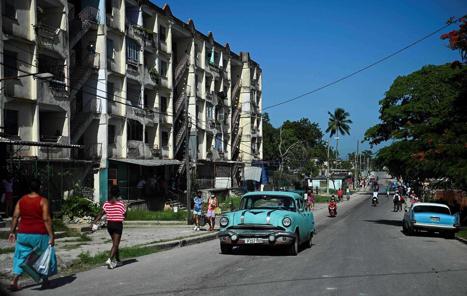 Estados Unidos no hará intervención militar en Cuba, asegura influyente senador demócrata