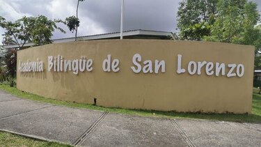 Policía detiene a dos sospechosos de robo en escuela Academia Bilingüe San Lorenzo