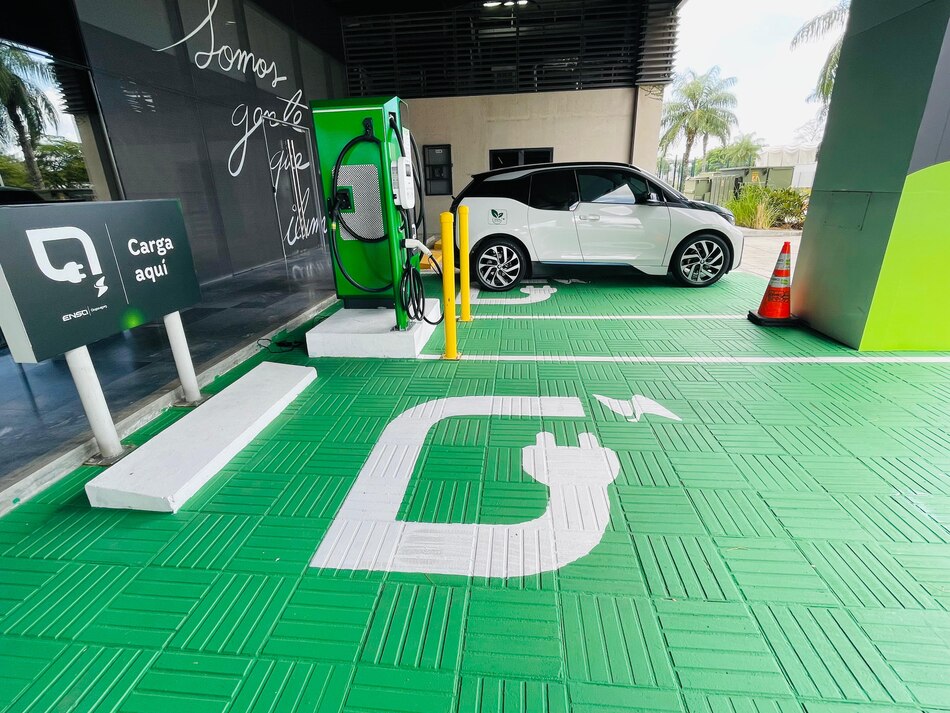 Ensa impulsa la movilidad eléctrica en Panamá con nuevas estaciones de carga para vehículos eléctricos