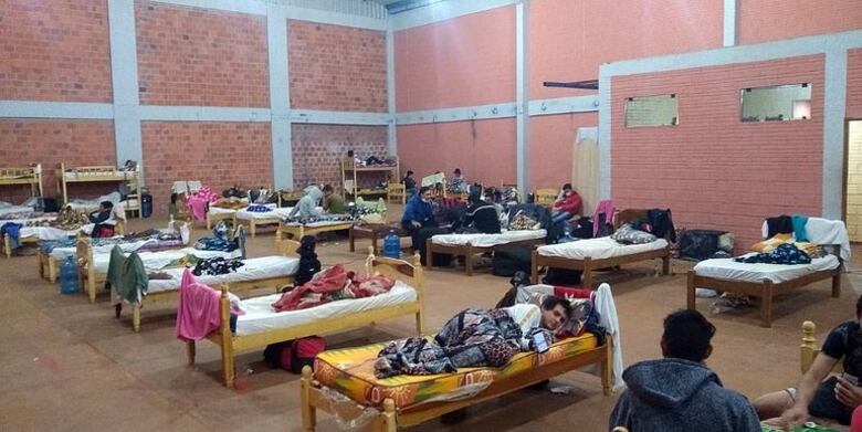 La barrera de la desidia contra los migrantes que buscan volver a su país