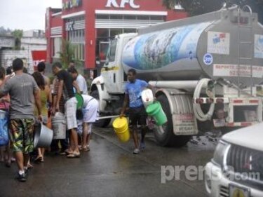 Panamá pide agua embotellada a Costa Rica