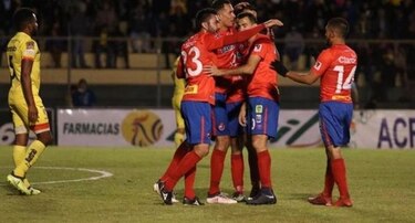 Video: Blas Pérez sigue con racha goleadora en Guatemala