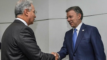 Presidente de Colombia y Álvaro Uribe inician reunión