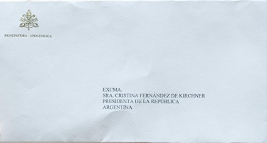 El Vaticano confirma que el papa envió una carta a Cristina Fernández