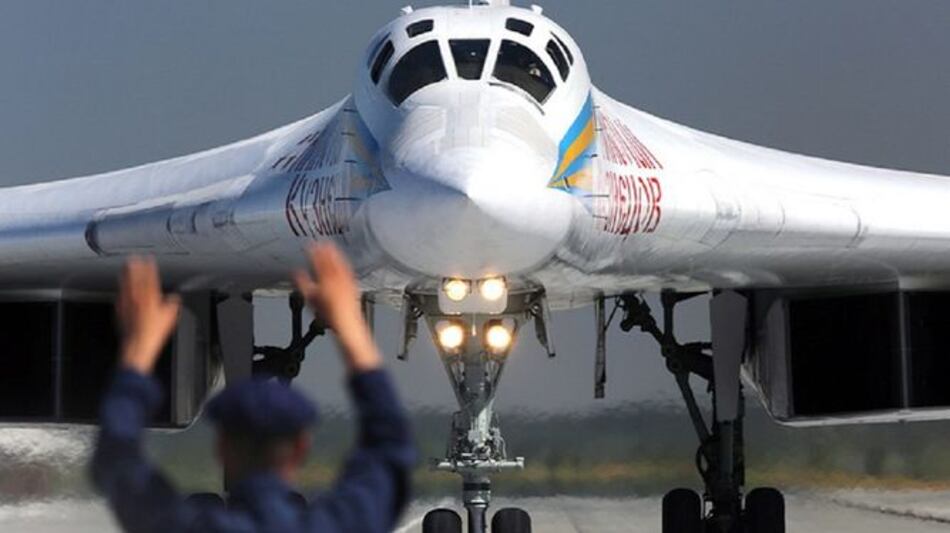 Rusia instalaría una base aérea en una isla venezolana