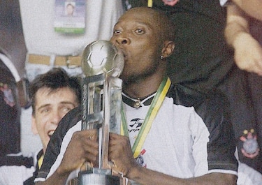Colombia y el fútbol mundial lloran a  Freddy Rincón