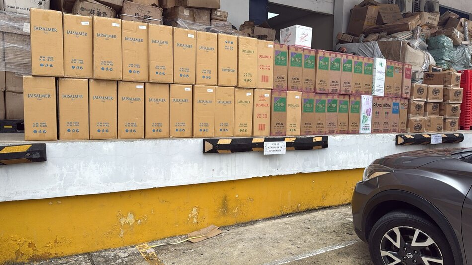 Retienen otro vehículo con cigarrillos de presunto contrabando; la mercancía está valorada en $120 mil