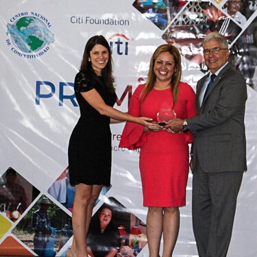 Centro Financiero Empresarial, galardonado como la Institución Microfinanciera más inclusiva en Panamá por los PREMIC 2019-2020