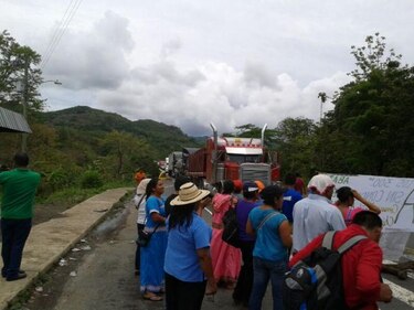 Maestros vuelven a protestar en Viguí y San Félix