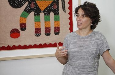 Evalúan obras de arte panameño de cara a la próxima bienal