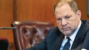 Aseguradoras no quieren pagar por defensa Harvey Weinstein