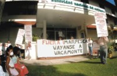 Apertura de procesadora de mariscos genera protestas en Diablo