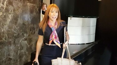 Moore y Tovar de Zarak se defienden de críticas y dicen que están preparadas para el cargo