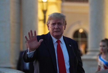 Arranca la primaria demócrata para elegir al rival de Donald Trump en noviembre