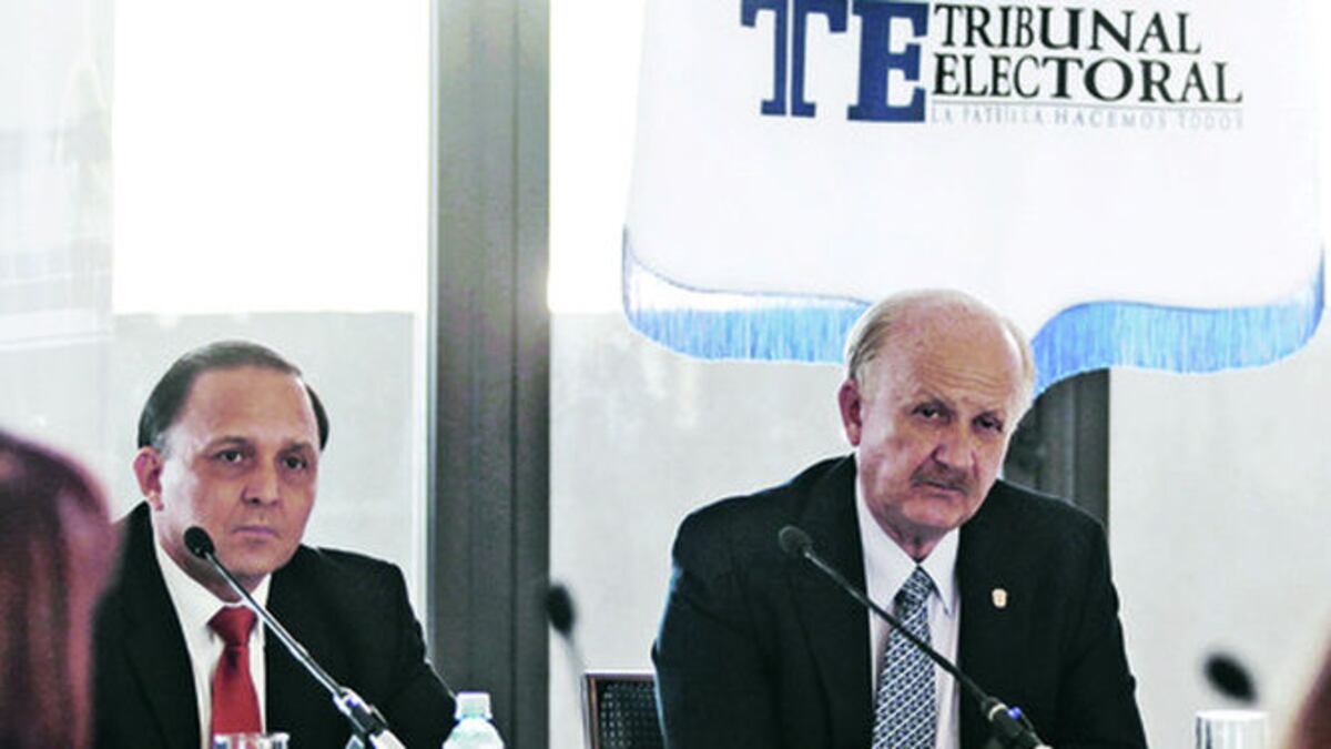 Comisión Nacional de Reformas Electorales.