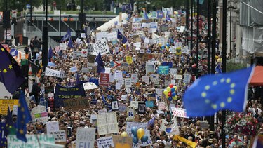 Británicos contrarios al 'brexit' se toman las calles