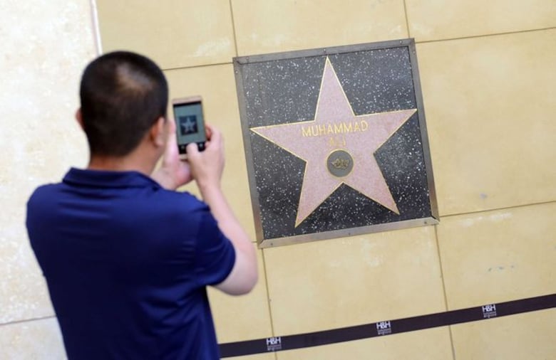 Muhammad Ali, 'KO' a los 42 años por el Parkinson