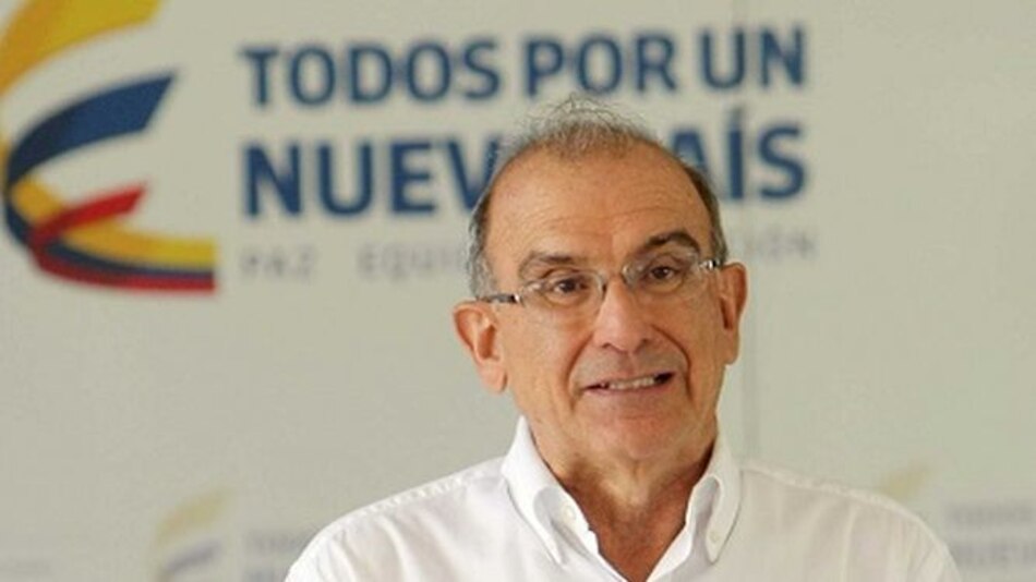 Humberto De la Calle lidera sondeos sobre posibles candidatos a presidente de Colombia