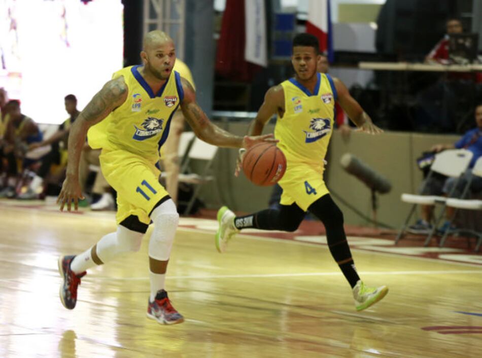 Isaac St. Rose fue elegido el más valioso de la liga de baloncesto